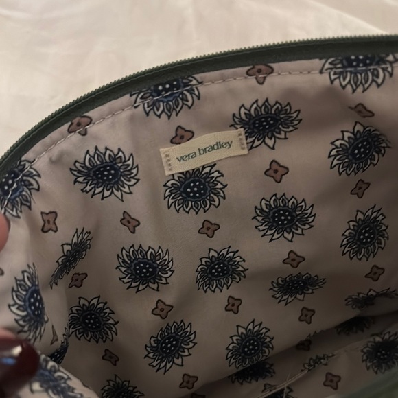 Vera Bradley Green Cosmetic Bag with Zippered Closure - Picture 2 of 4